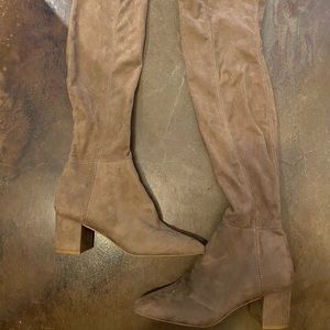 Over the knee Steve Madden boots taupe